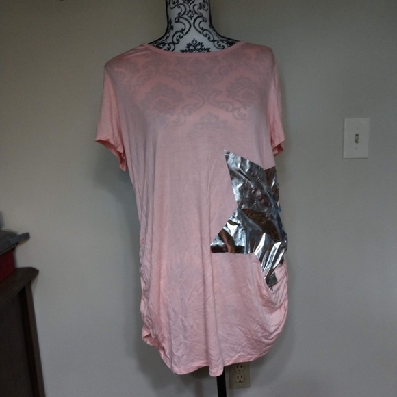 Maternity Top NWT Size L Flutter & Kick - Soft Brushed Rayon with Ruched Sides - Picture 2 of 2